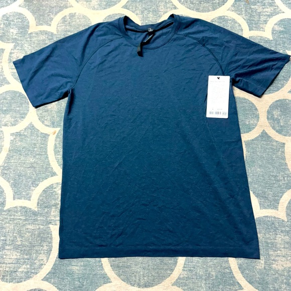 lululemon athletica Other - NWT Lululemon metal vent tech t shirt